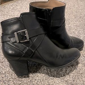 Women’s ankle boots